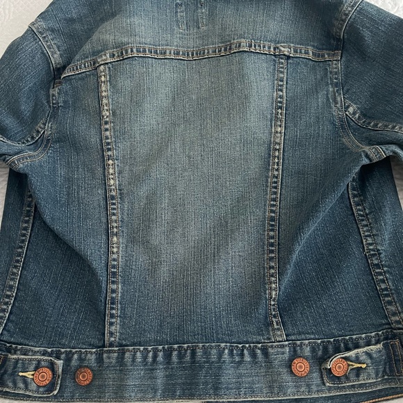 Levi Strauss Denim Jean Jacket - Picture 9 of 10